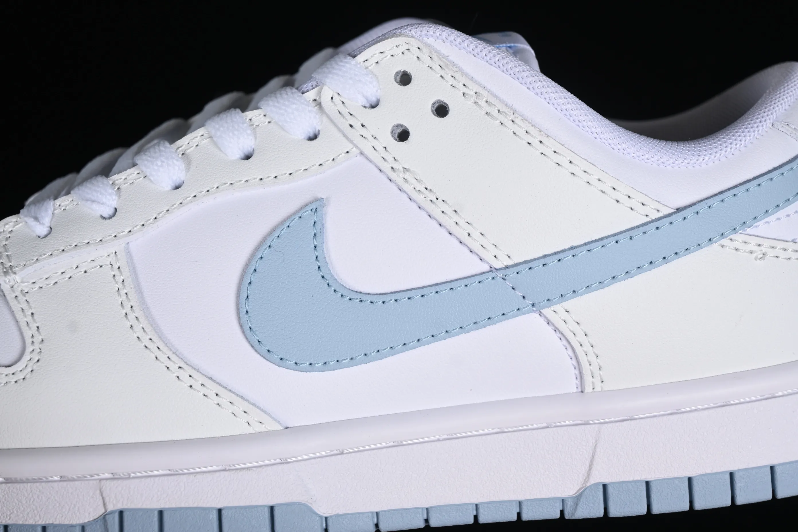 All categories Nk SB Dunk series Nk SB Dunk Low low-top sneakers Nk SB Dunk Low light white blue SB low-top casual sneakers DV0831-109